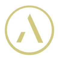 Advíncula Holding email format
