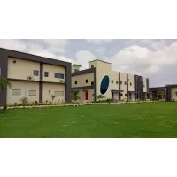 La Chandra Pharmalab Private Limited