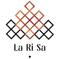 Larisa Hotels & Resorts • AM Hotel Kollection • 8 Fold