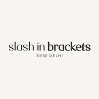 Slash in Brackets Slash in Brackets