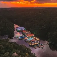 Uiara Amazon Xperience
