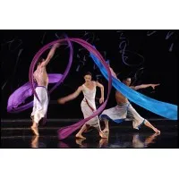 Nai-Ni Chen Dance Company